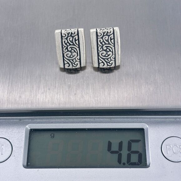 Vintage MD Sterling Silver 925 Rectangle Oxidized Scroll Design Pierced Earrings - Picture 6 of 6
